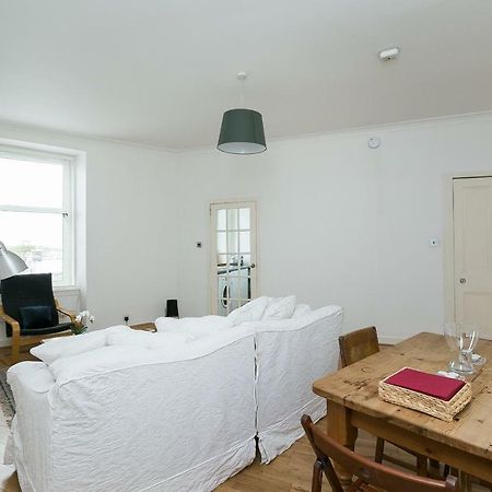 St Margaret'S Loch Apartment Edinburgh Kültér fotó